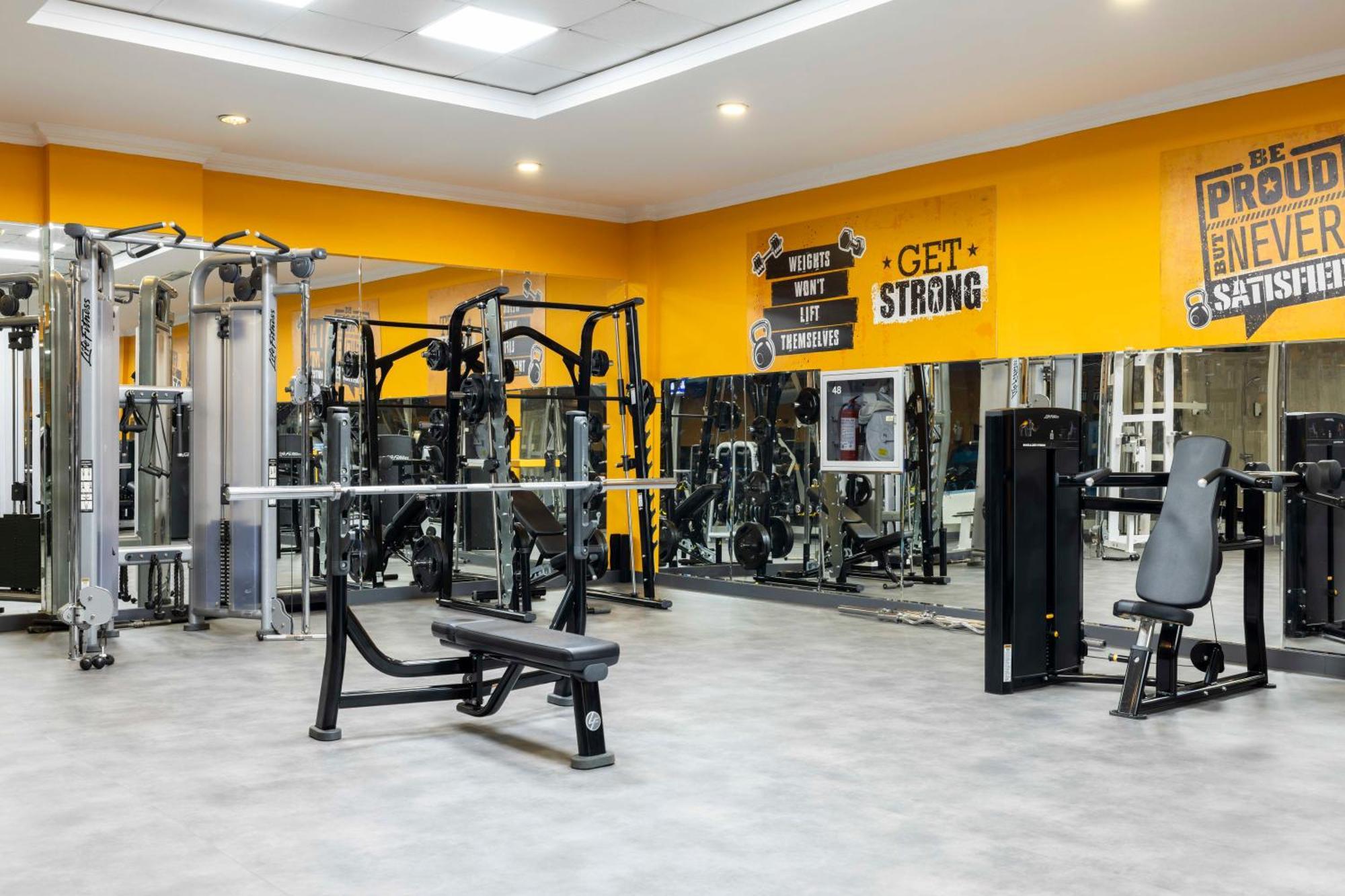 Sirene Belek Hotel Екстериор снимка Anytime Fitness in Dubai